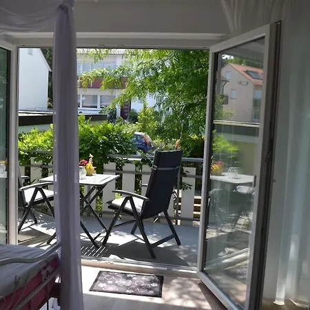 Appartement Ludwigsburg, Ruhige Lage Im Gruenen, Schlossnaehe, Bluehendes Barock *