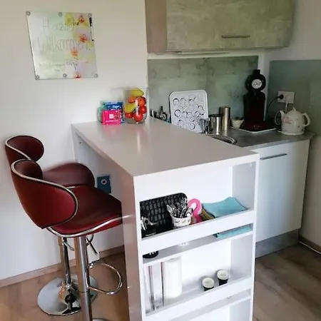 Ludwigsburg, Ruhige Lage Im Grünen, Schlossnähe, Blühendes Barock *